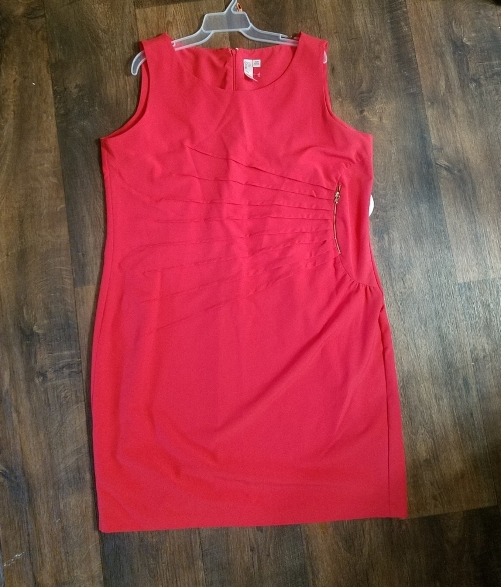 Emma & Michele feel pretty red dress